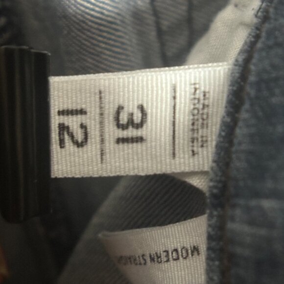 EUC Ann Taylor LOFT "Modern Straight Jeans" Size 31/12 - Picture 11 of 16